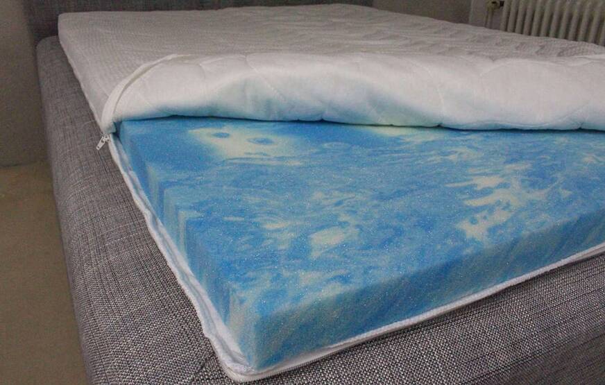 gel mattress topper